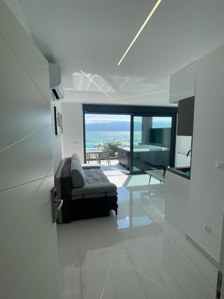 Villa San Sebastian-Direct Sea View باشْكا المظهر الخارجي الصورة